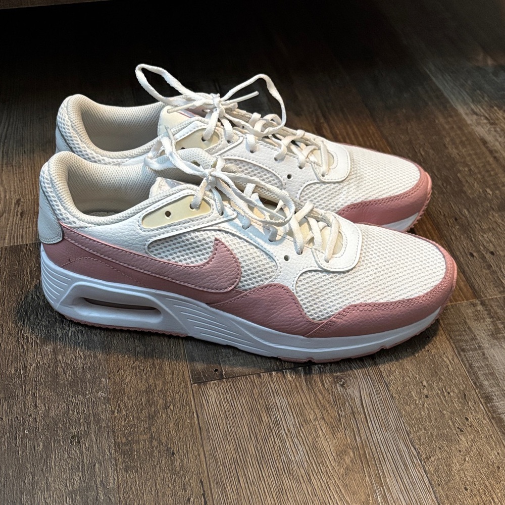 Nike Air Max SC Women's Pink and White Shoes